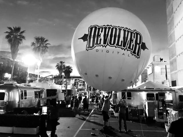 Devolver balloon
